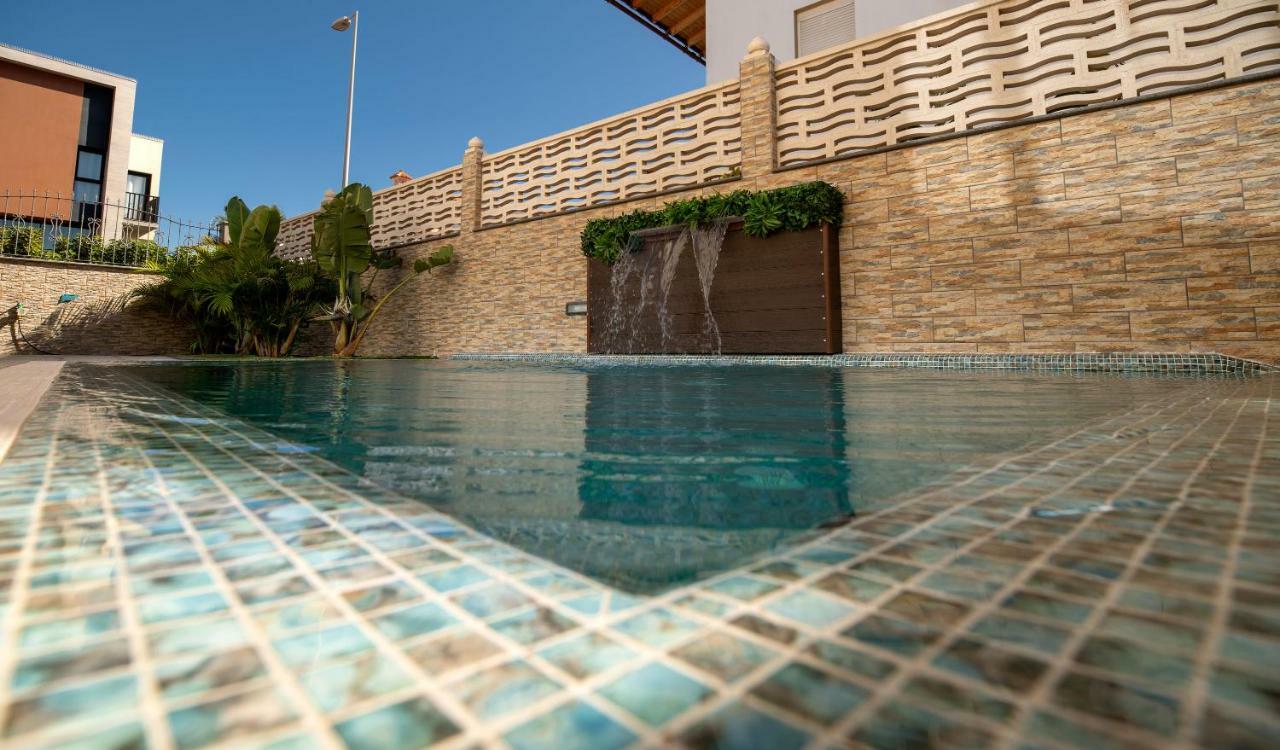 Villa, Private Heated Pool And Jacuzzi . 마스팔로마스 외부 사진
