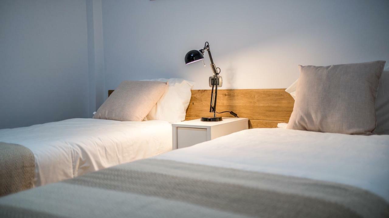 Villa, Private Heated Pool And Jacuzzi . 마스팔로마스 외부 사진