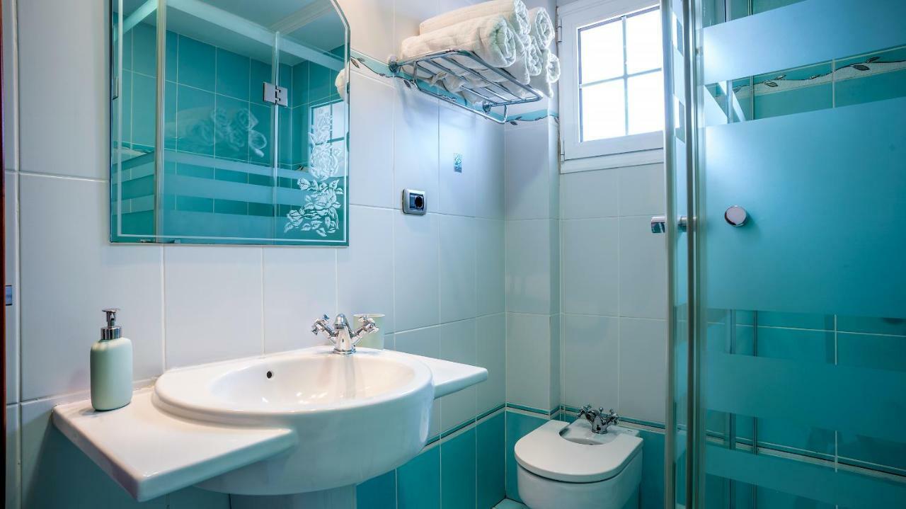 Villa, Private Heated Pool And Jacuzzi . 마스팔로마스 외부 사진